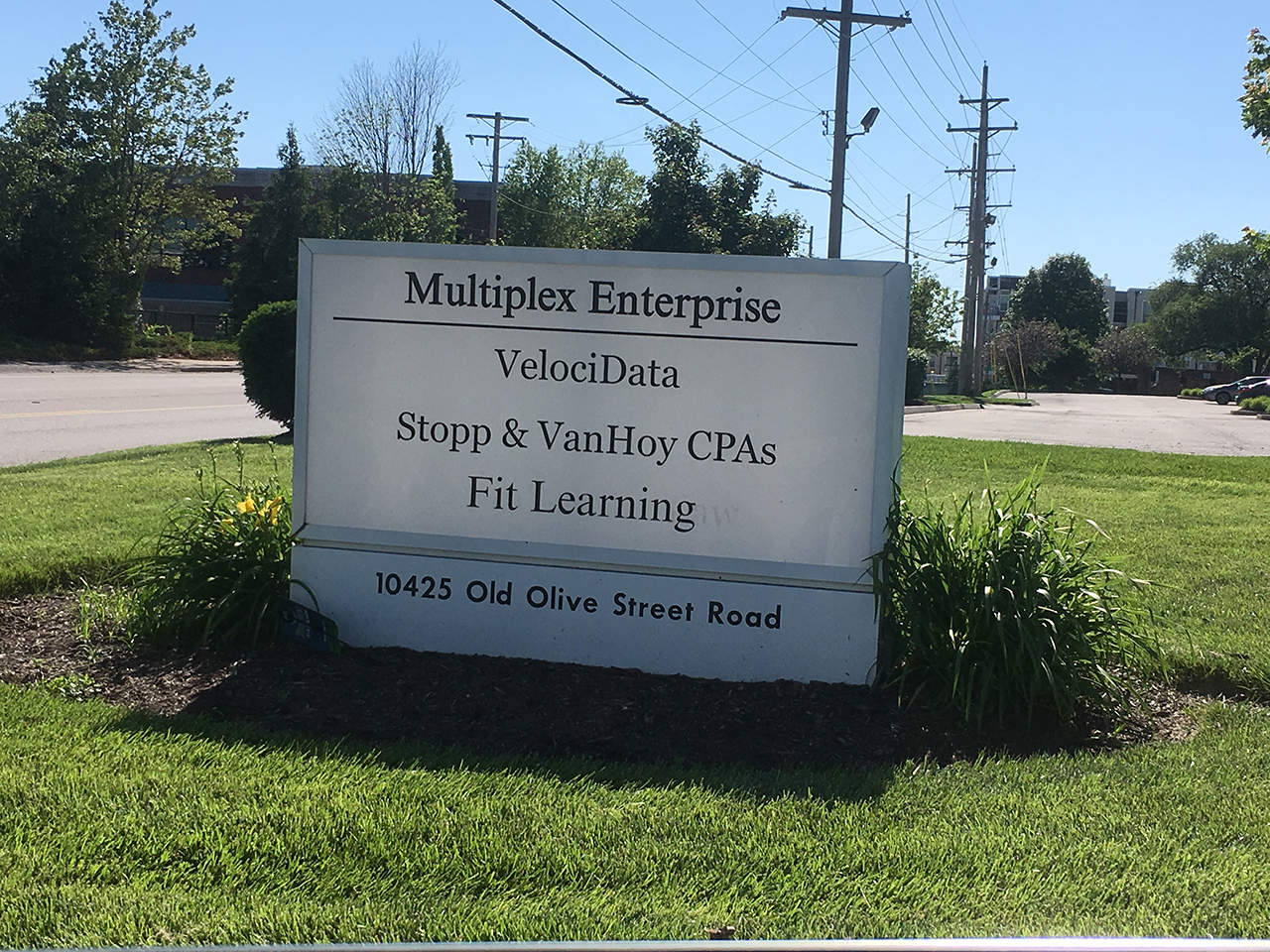 Exterior sign for Fit Learning St. Louis